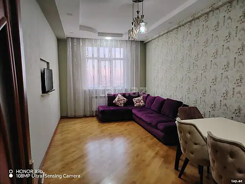Satılır 2 otaqlı yeni tikili 68 m²