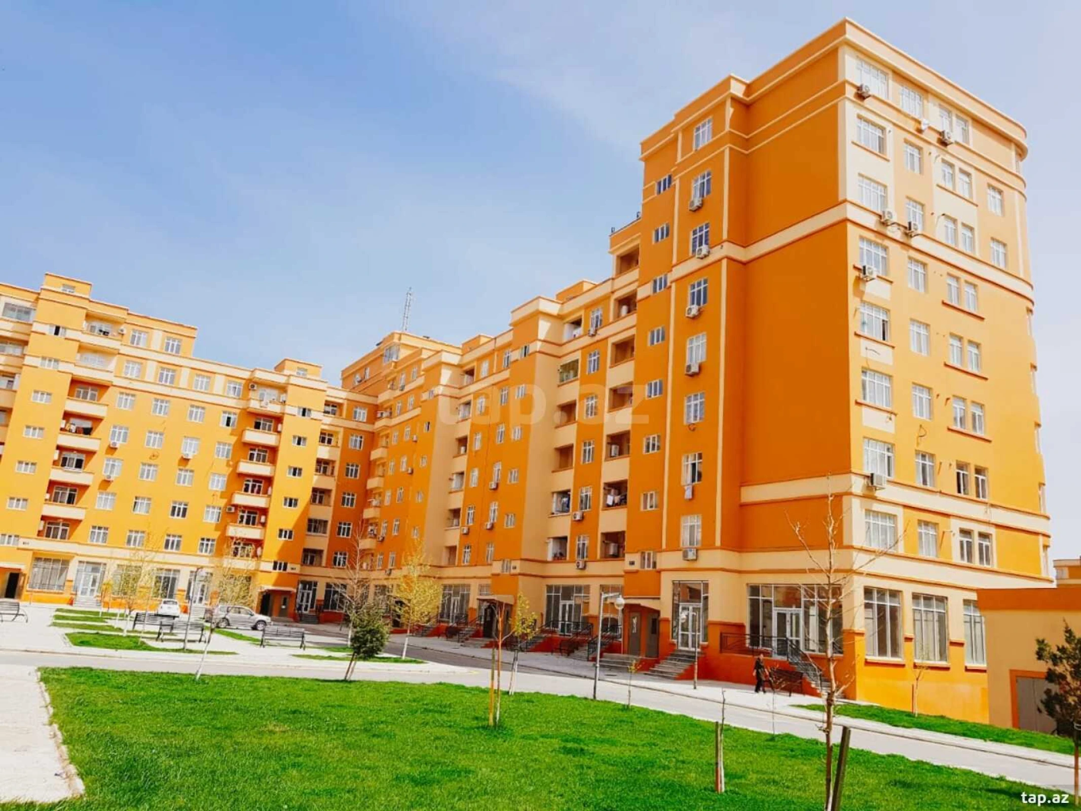 Satılır 2 otaqlı yeni tikili 68 m²