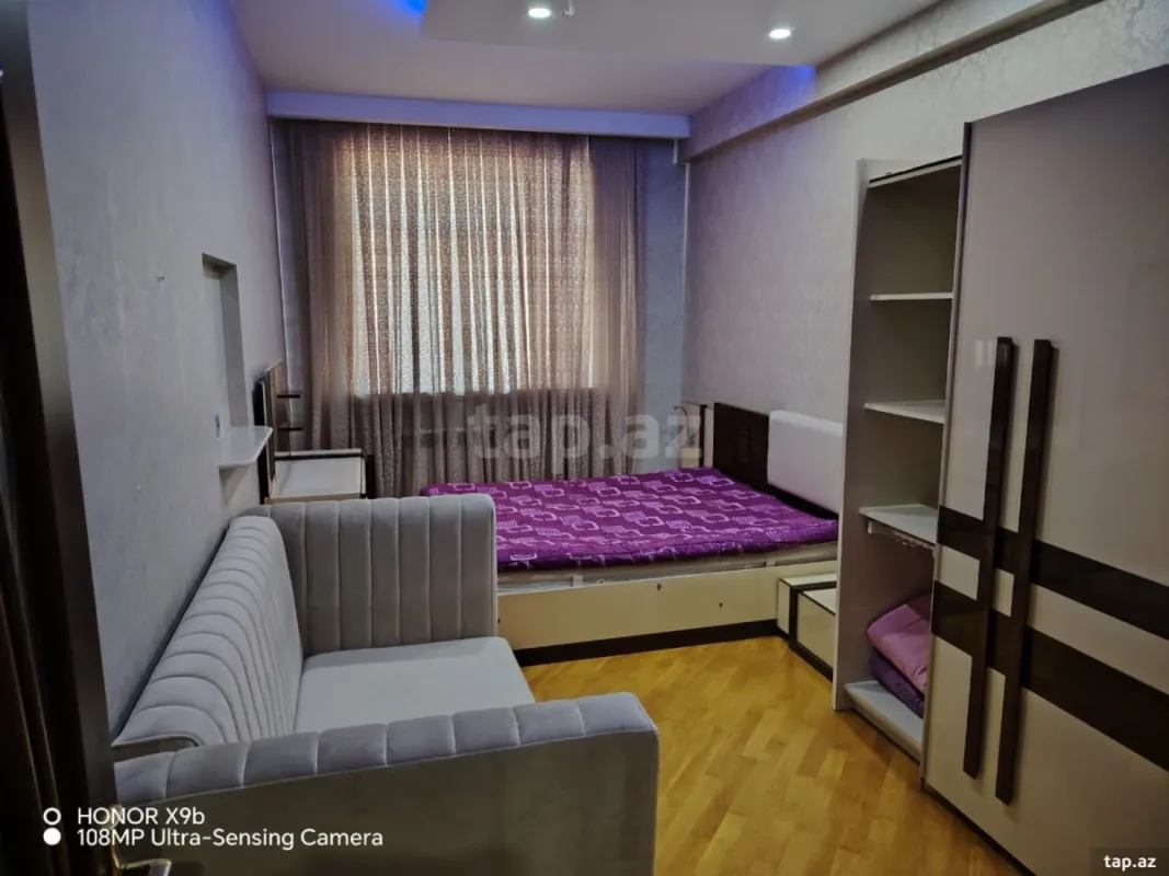 Satılır 2 otaqlı yeni tikili 68 m²