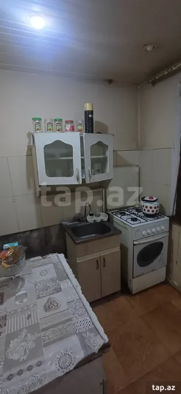 Kirayə verilir 2 otaqlı mənzil 60 m²