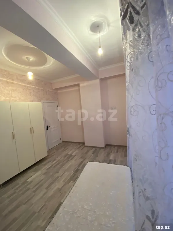 Kirayə verilir 3 otaqlı yeni tikili 127 m²