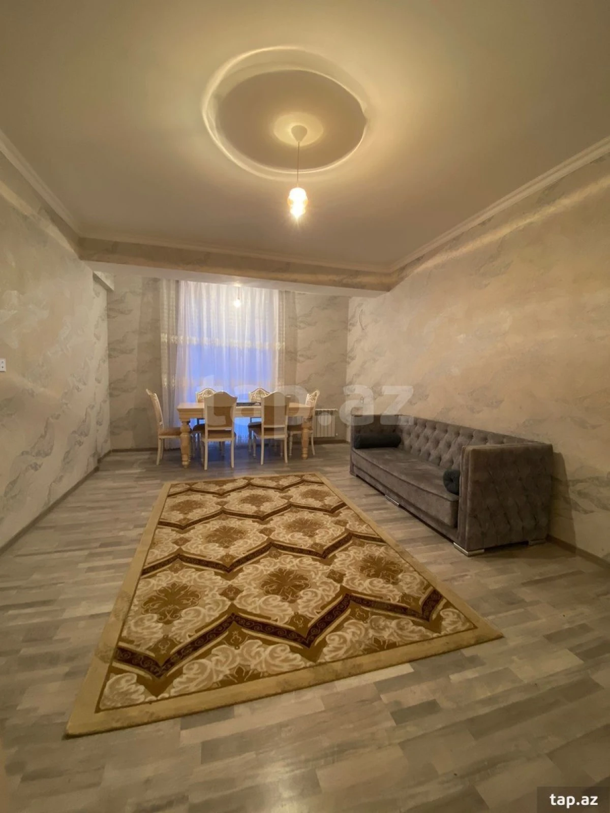 Kirayə verilir 3 otaqlı yeni tikili 127 m²