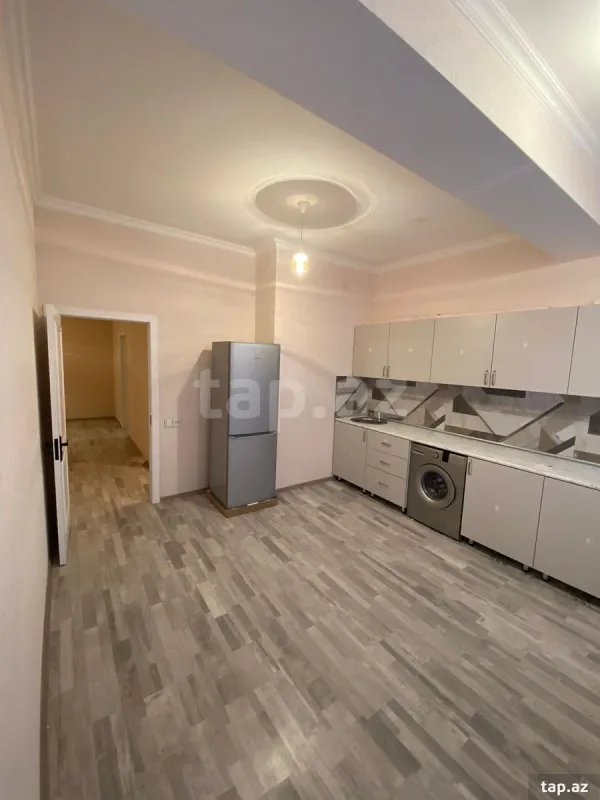 Kirayə verilir 3 otaqlı yeni tikili 127 m²