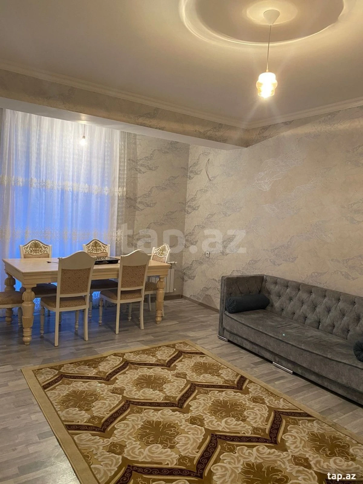 Kirayə verilir 3 otaqlı yeni tikili 127 m²