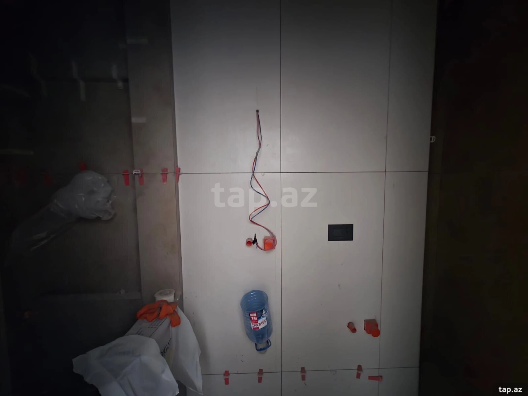 Satılır 2 otaqlı yeni tikili 60 m²