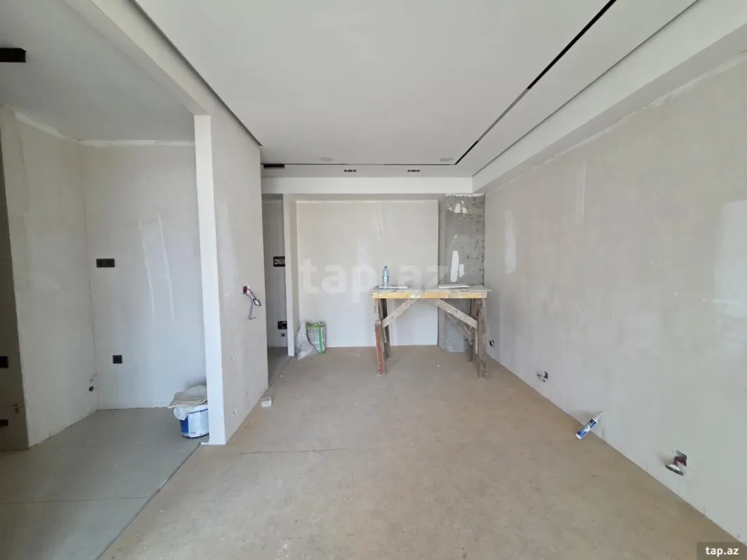 Satılır 2 otaqlı yeni tikili 60 m²