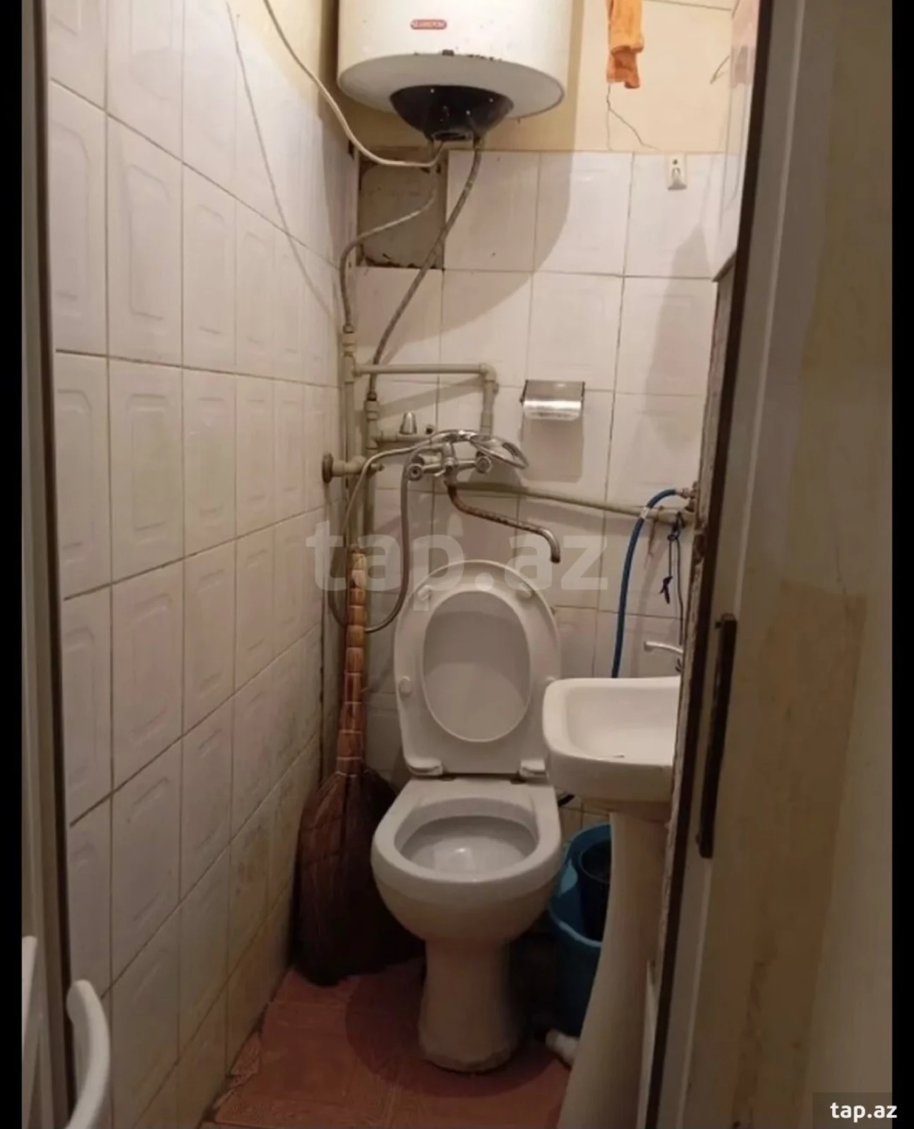 Kirayə verilir 1 otaqlı həyət evi