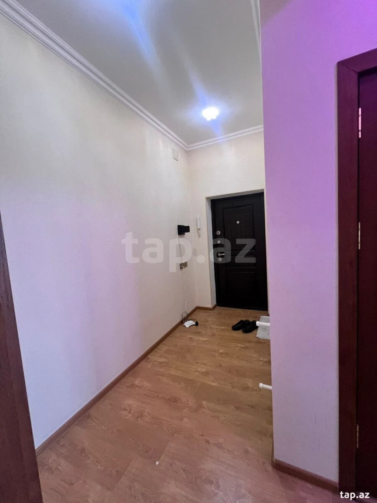 Kirayə verilir 2 otaqlı yeni tikili 80 m²