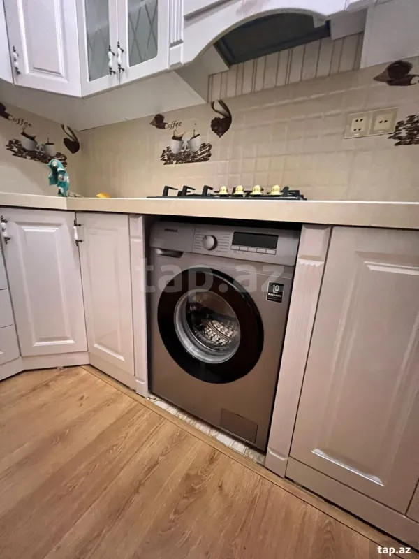 Kirayə verilir 2 otaqlı yeni tikili 80 m²