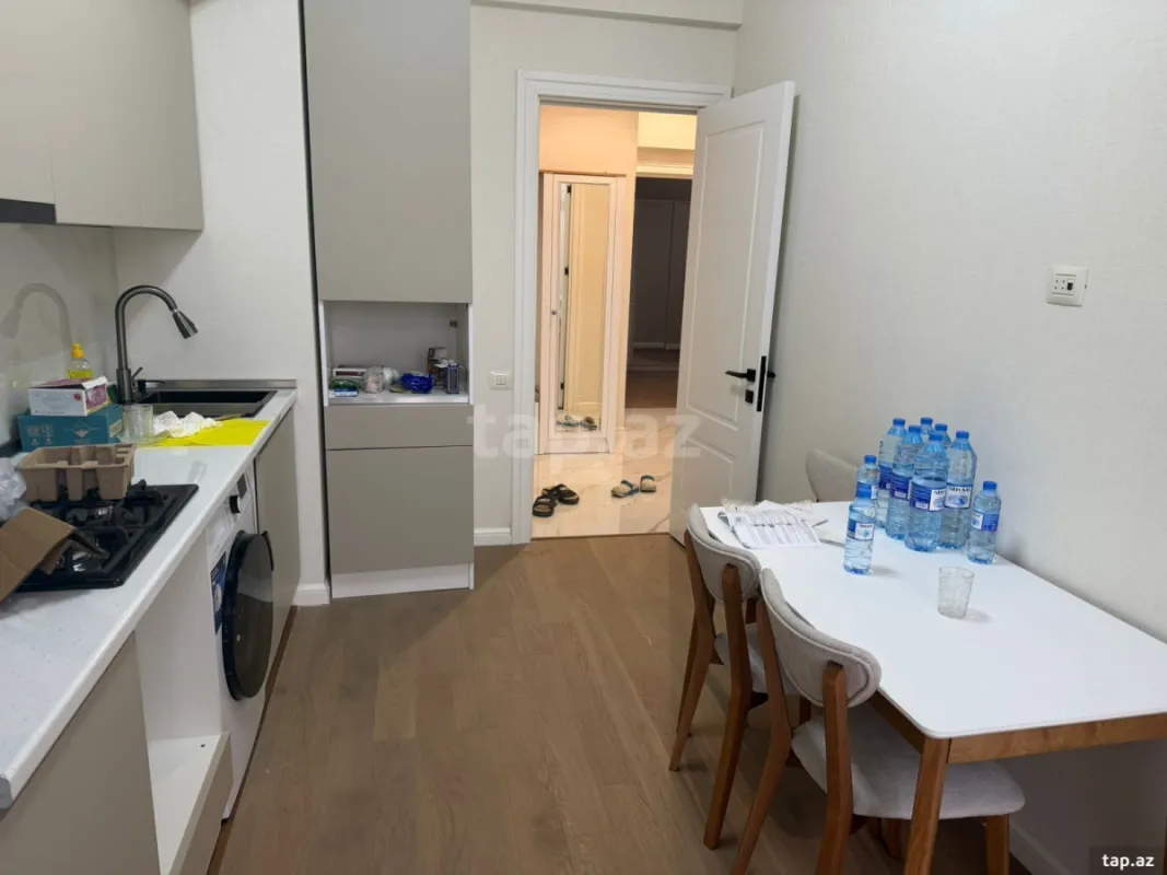Kirayə verilir 3 otaqlı yeni tikili 85 m²