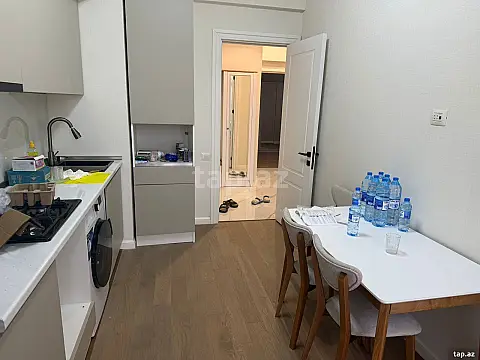 Kirayə verilir 3 otaqlı yeni tikili 85 m²