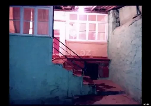 Satılır 3 otaqlı həyət evi 100 m² — Bakı 3 otaq 100.00 m²
