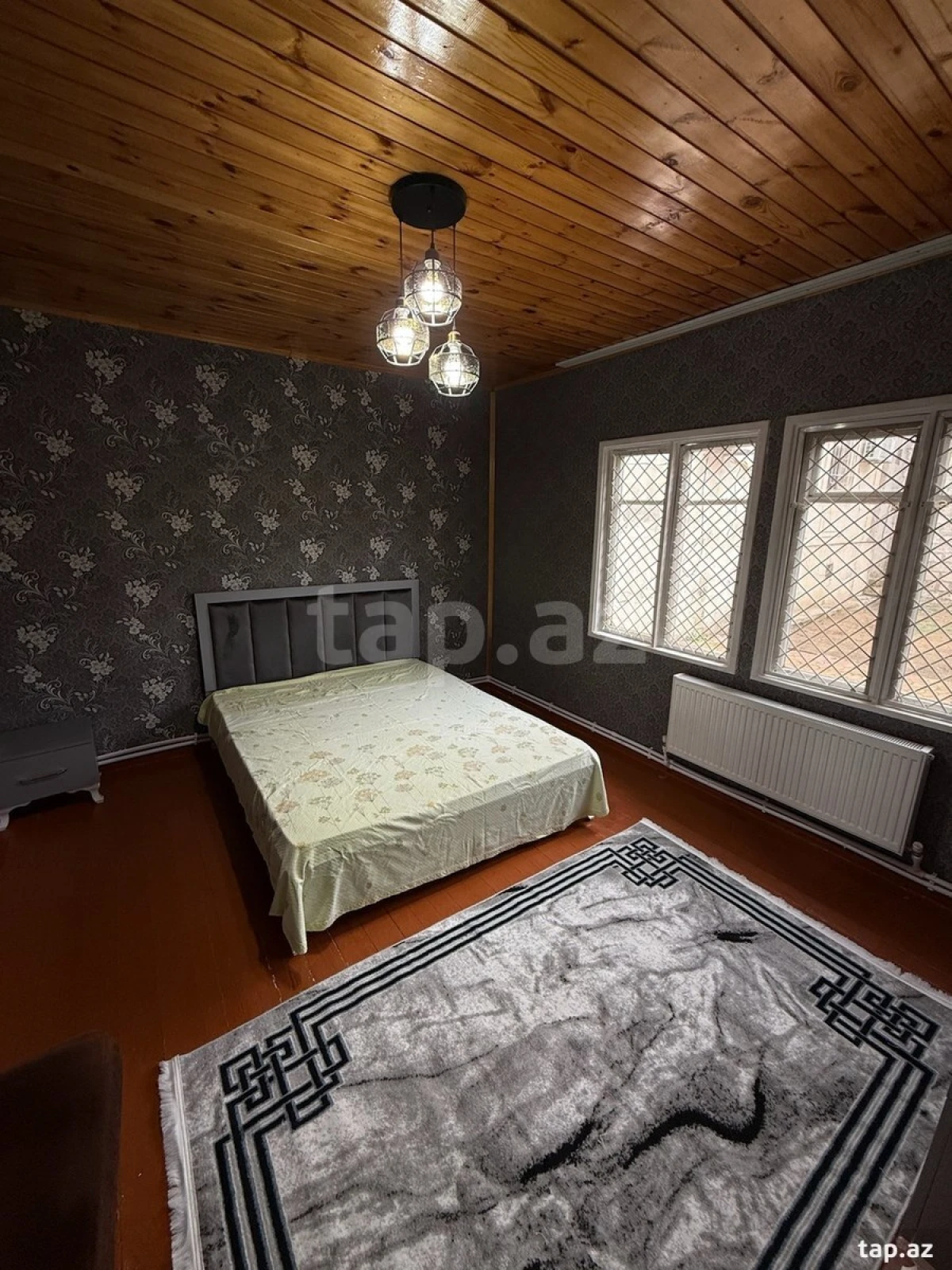 Kirayə verilir 3 otaqlı həyət evi