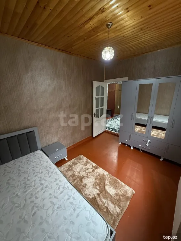 Kirayə verilir 3 otaqlı həyət evi