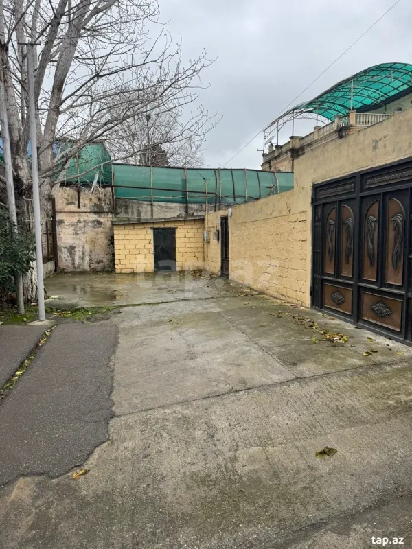 Kirayə verilir 3 otaqlı həyət evi