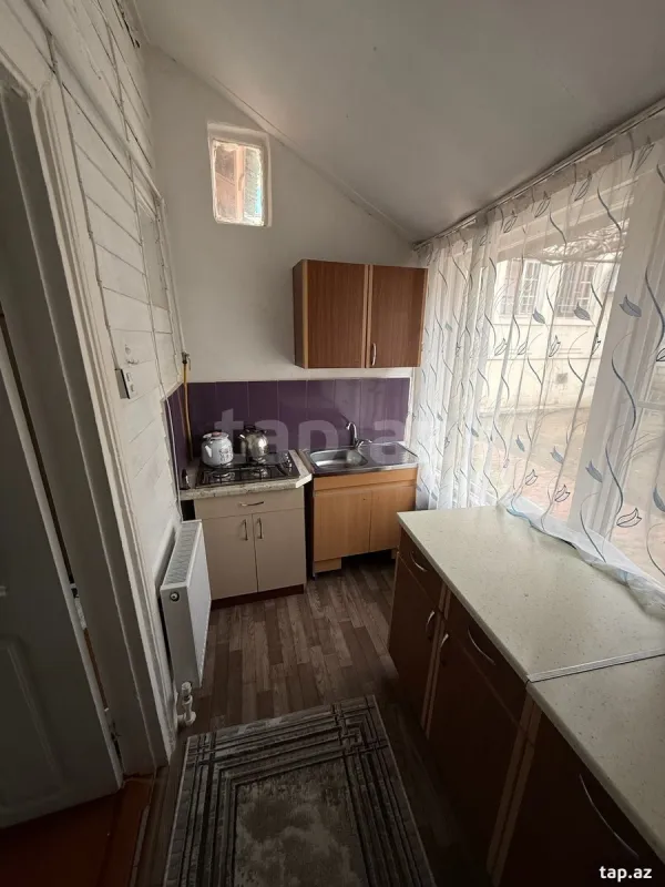 Kirayə verilir 3 otaqlı həyət evi