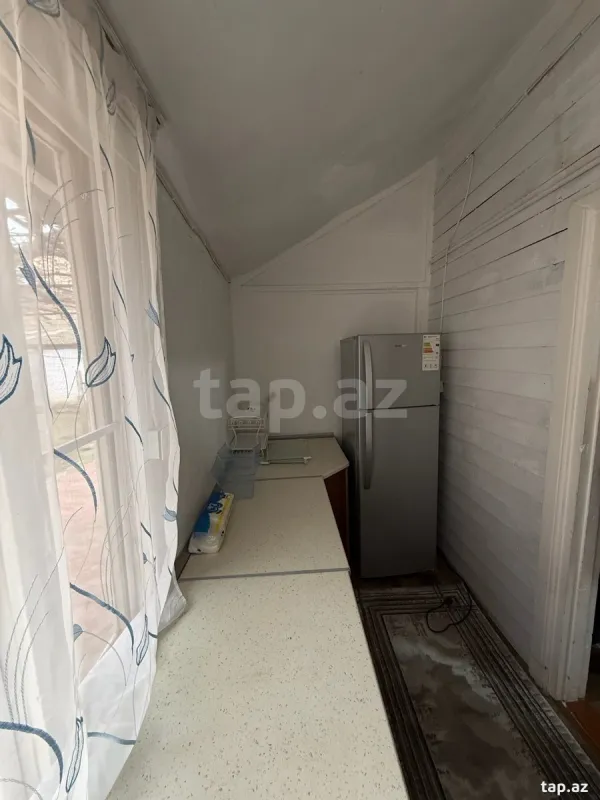 Kirayə verilir 3 otaqlı həyət evi