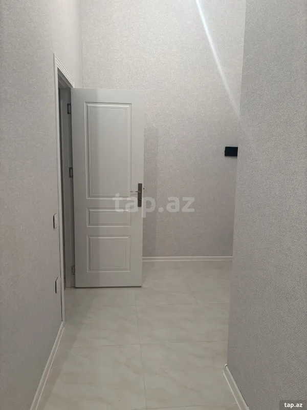 Kirayə verilir 2 otaqlı yeni tikili 90 m²