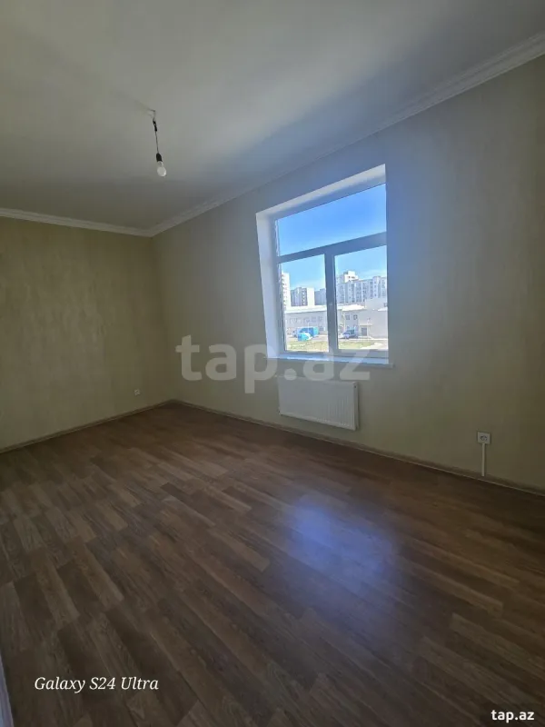Satılır 3 otaqlı yeni tikili 77 m²