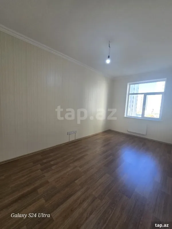 Satılır 3 otaqlı yeni tikili 77 m²