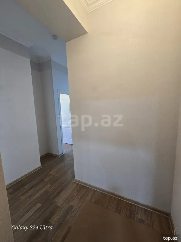 Satılır 3 otaqlı yeni tikili 77 m²
