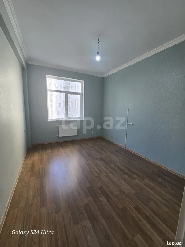 Satılır 3 otaqlı yeni tikili 77 m²