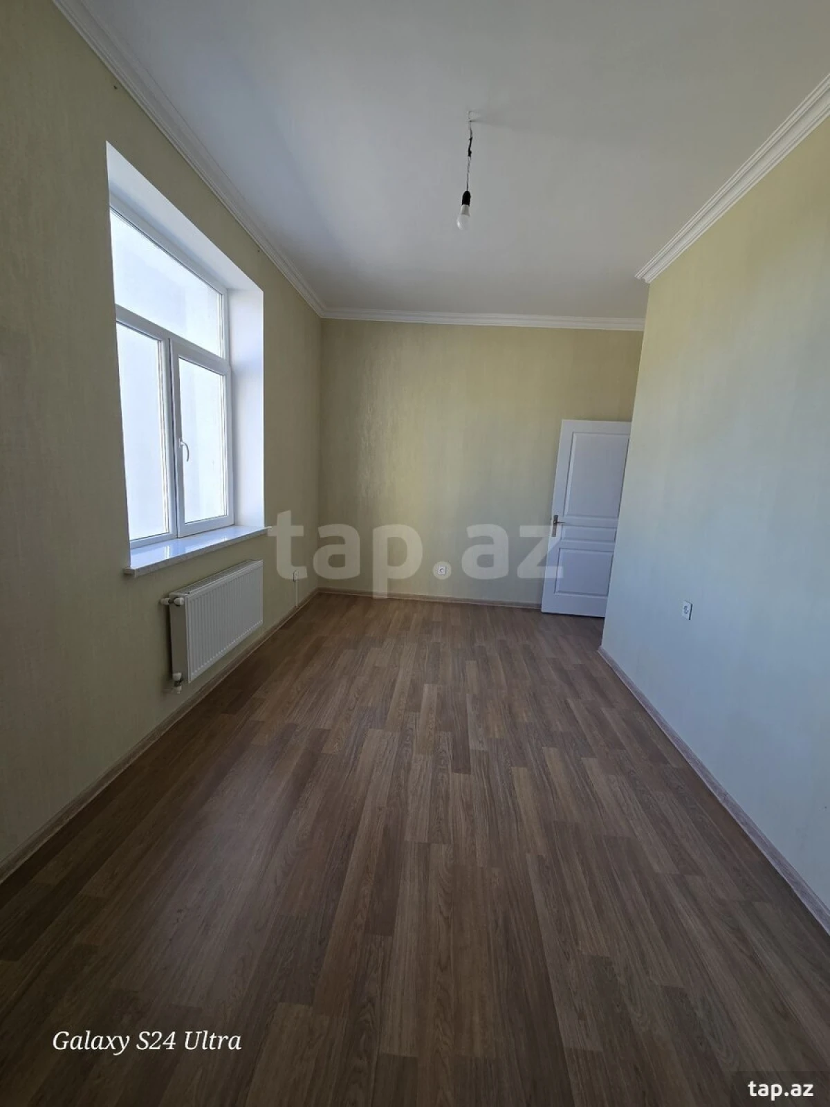 Satılır 3 otaqlı yeni tikili 77 m²