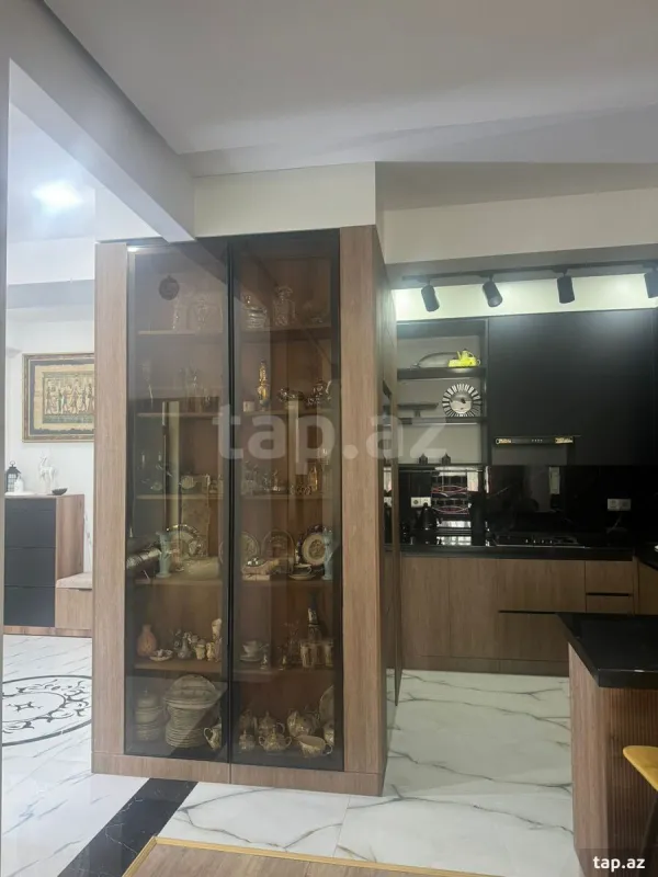 Satılır 3 otaqlı yeni tikili 102 m²