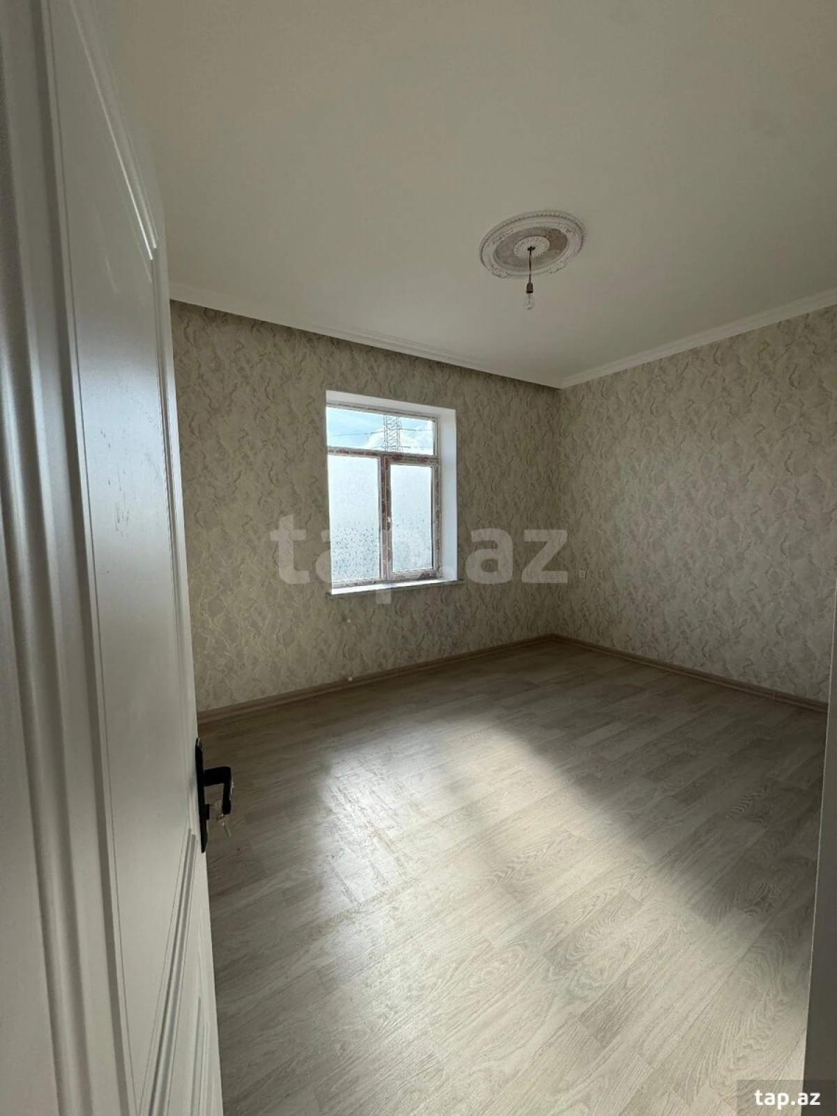 Satılır 3 otaqlı həyət evi