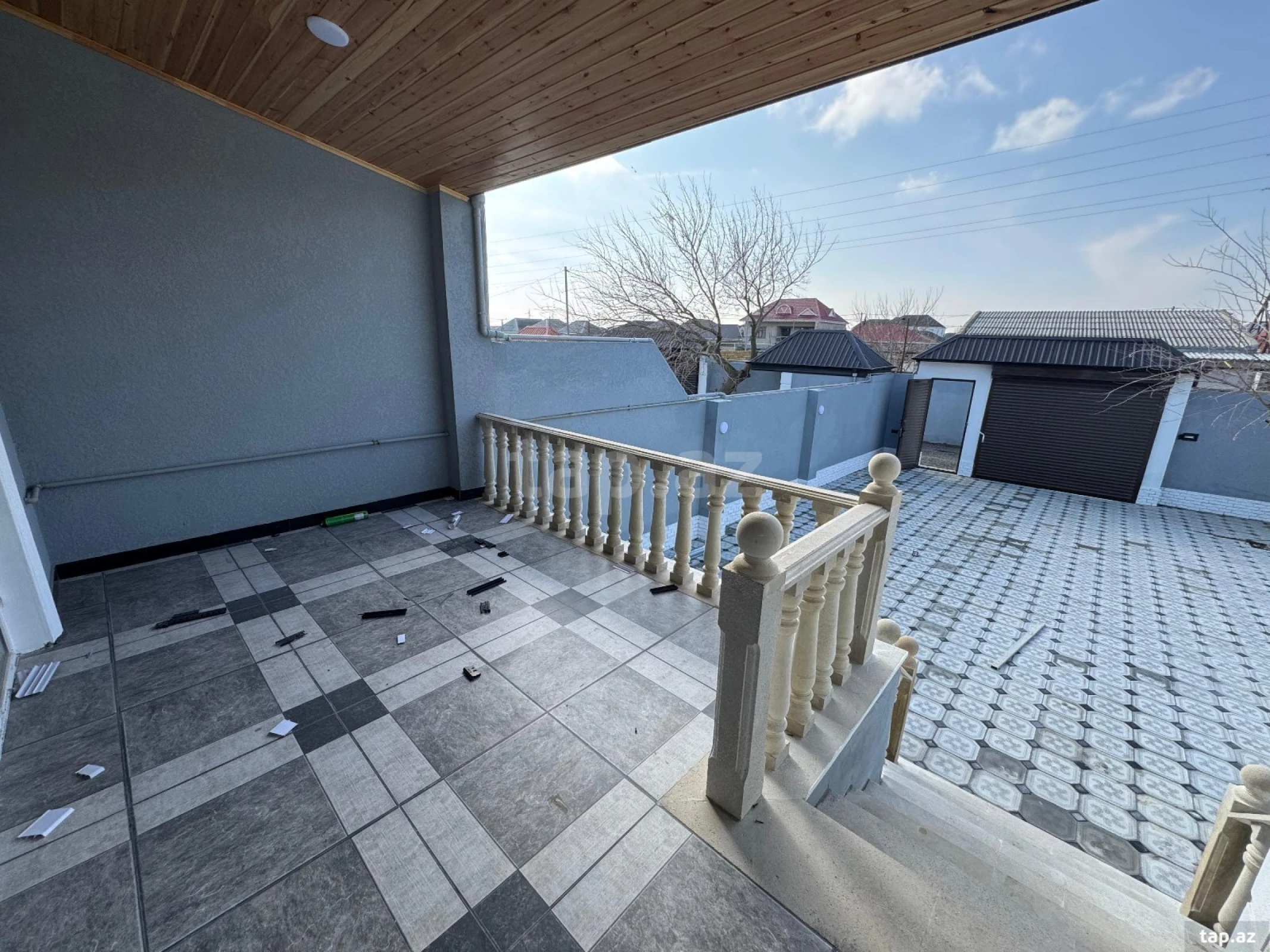 Satılır 4 otaqlı həyət evi