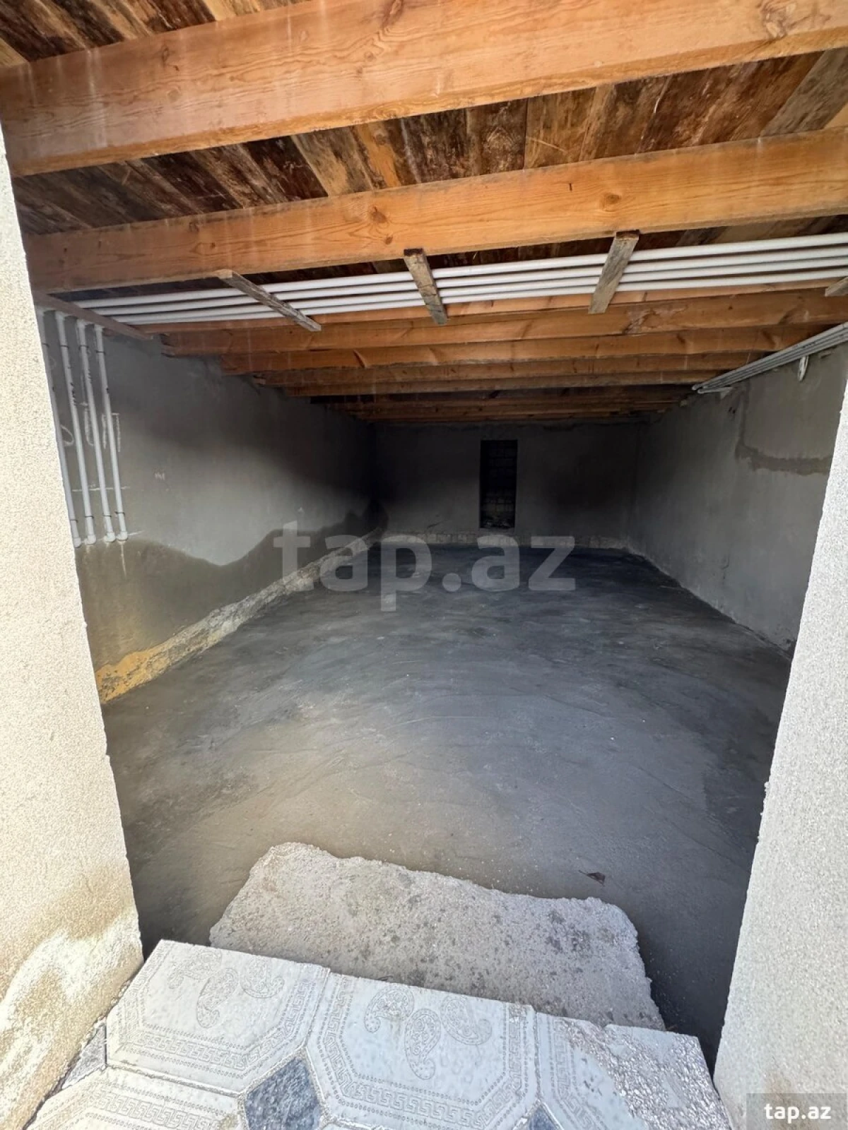 Satılır 4 otaqlı həyət evi