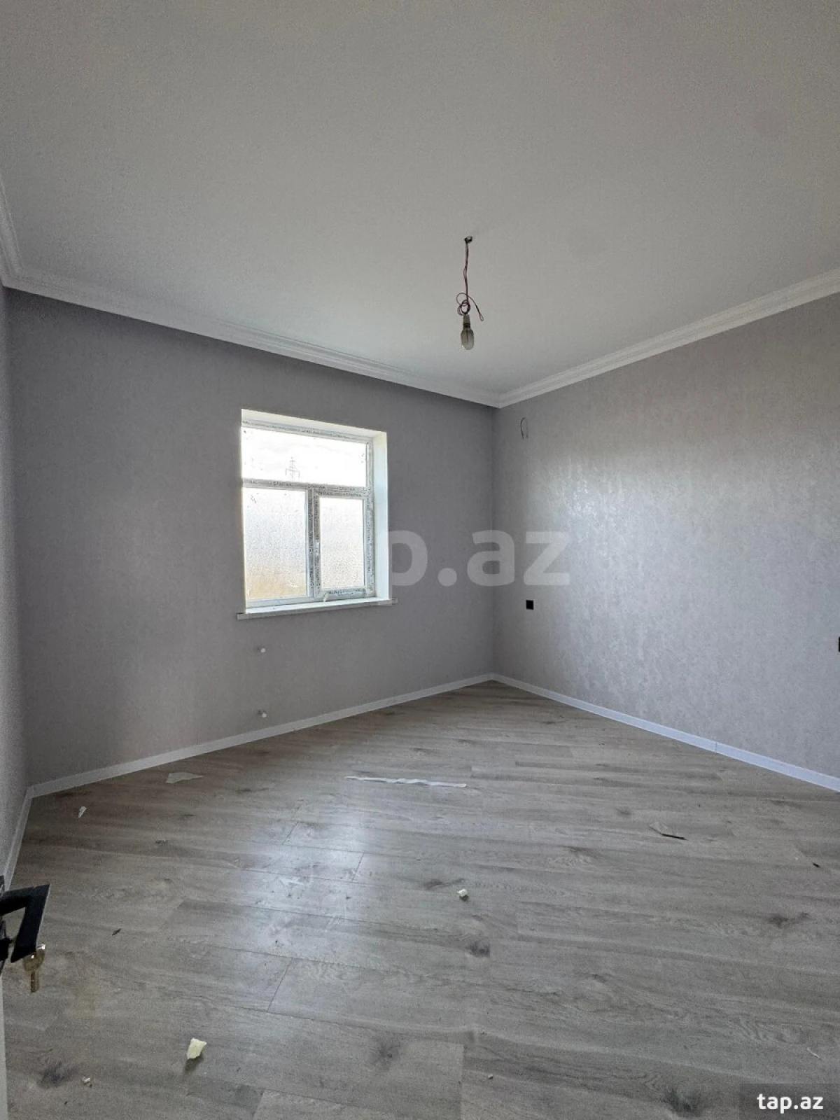 Satılır 4 otaqlı həyət evi