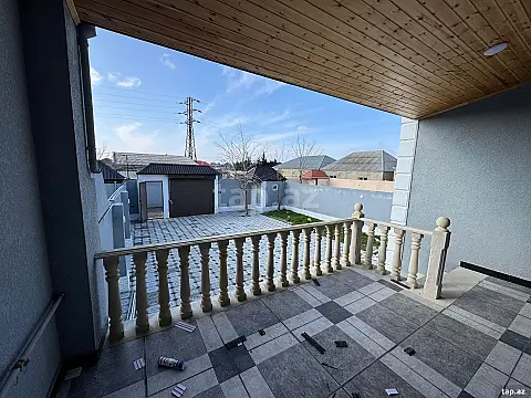 Satılır 4 otaqlı həyət evi