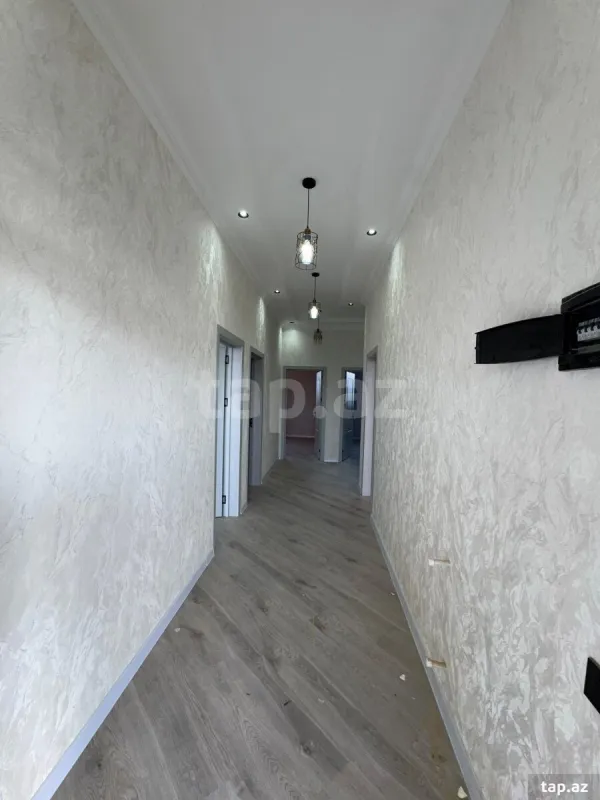 Satılır 4 otaqlı həyət evi