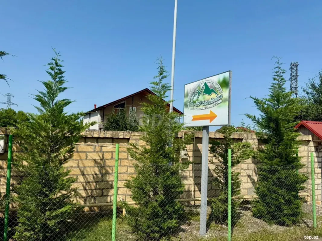 Satılır 5 otaqlı həyət evi 200 m²
