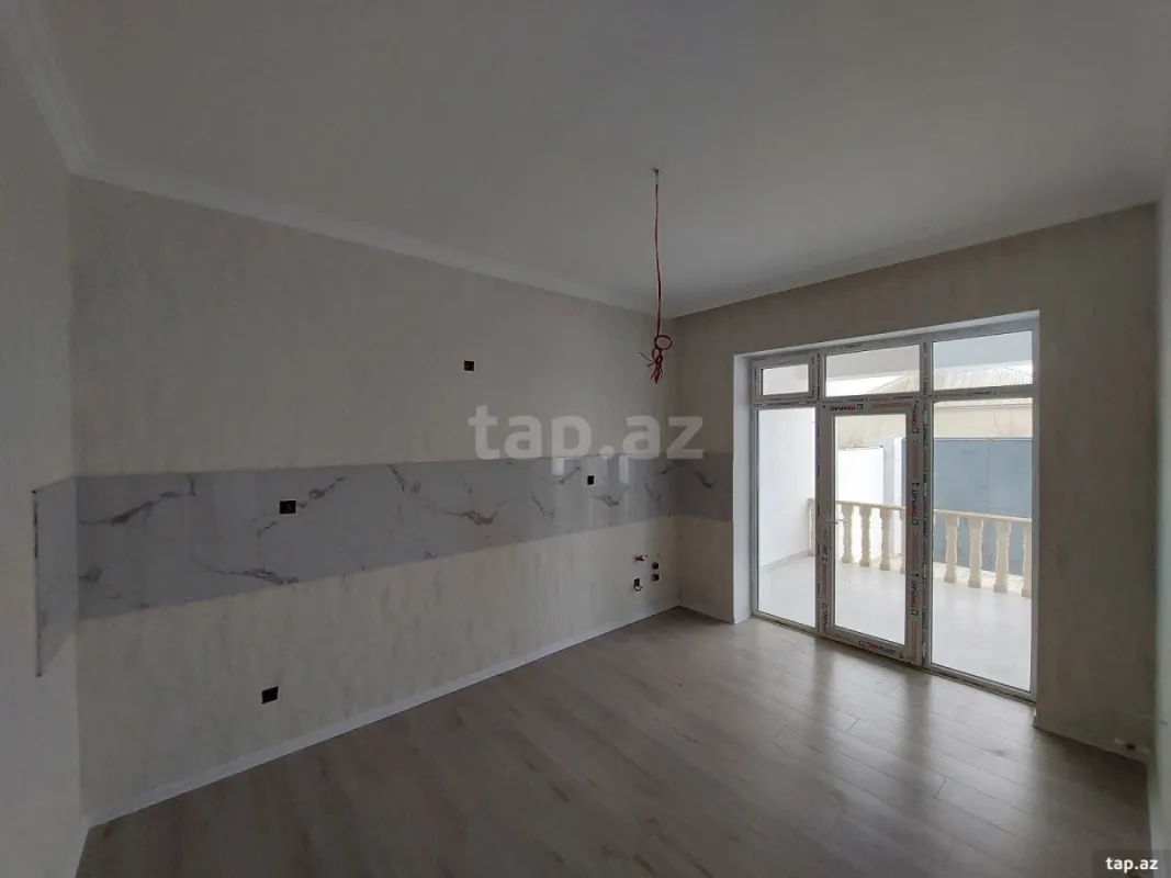 Satılır 4 otaqlı həyət evi