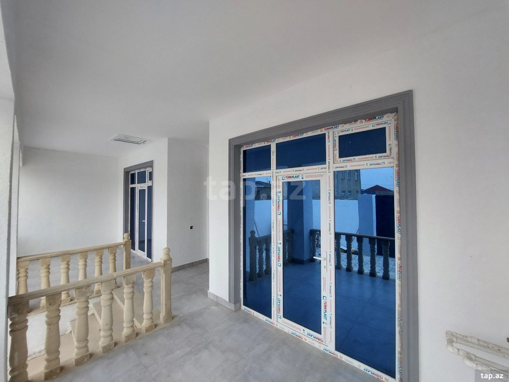 Satılır 4 otaqlı həyət evi