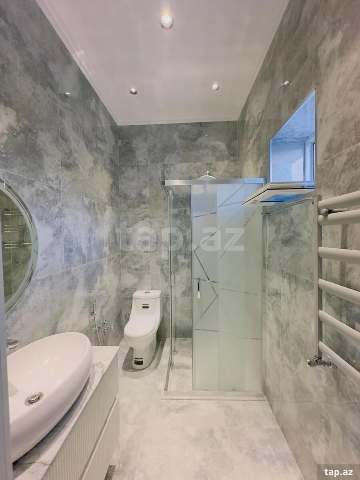 Satılır 4 otaqlı həyət evi