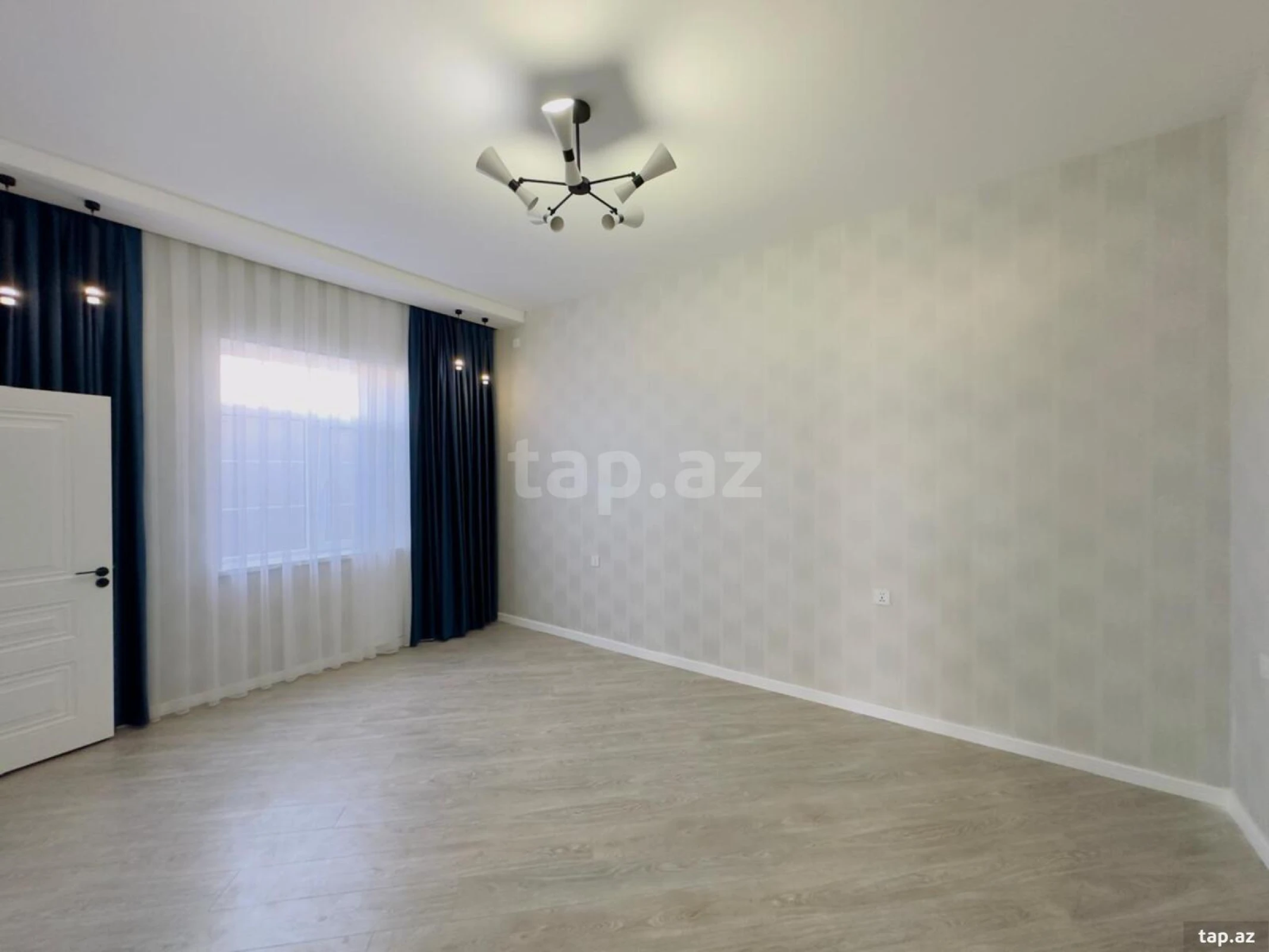 Satılır 4 otaqlı həyət evi