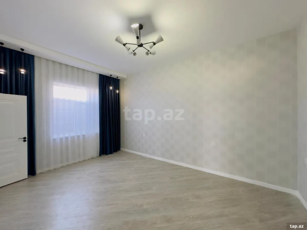 Satılır 4 otaqlı həyət evi