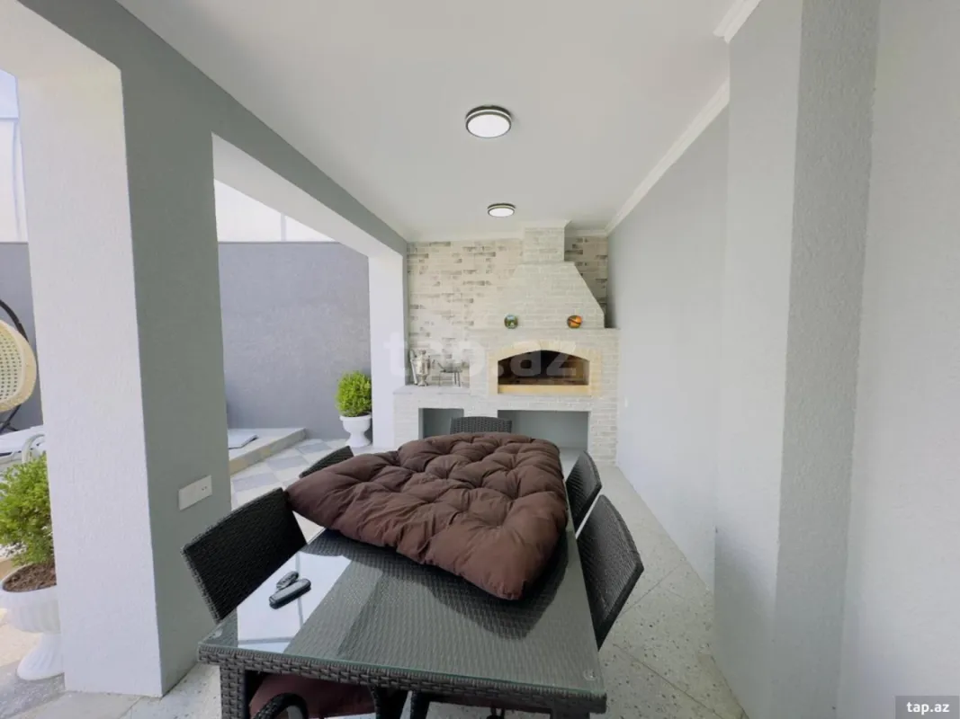 Satılır 4 otaqlı həyət evi