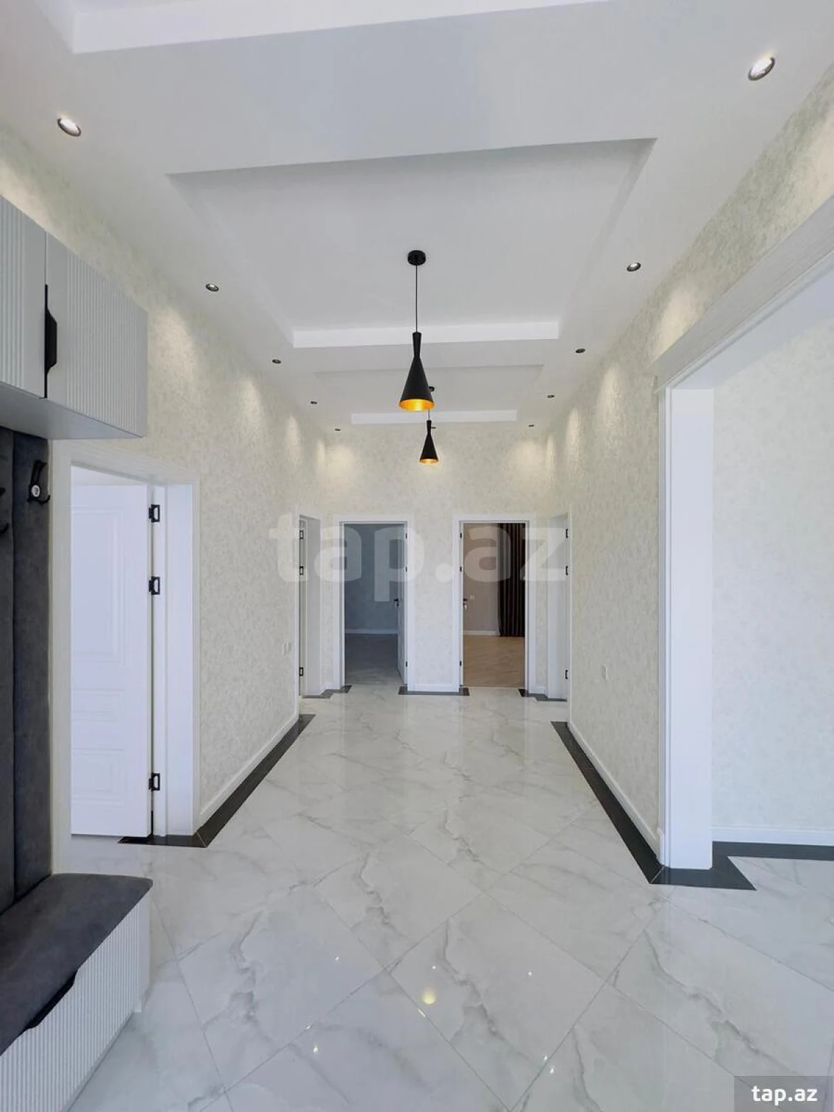 Satılır 4 otaqlı həyət evi