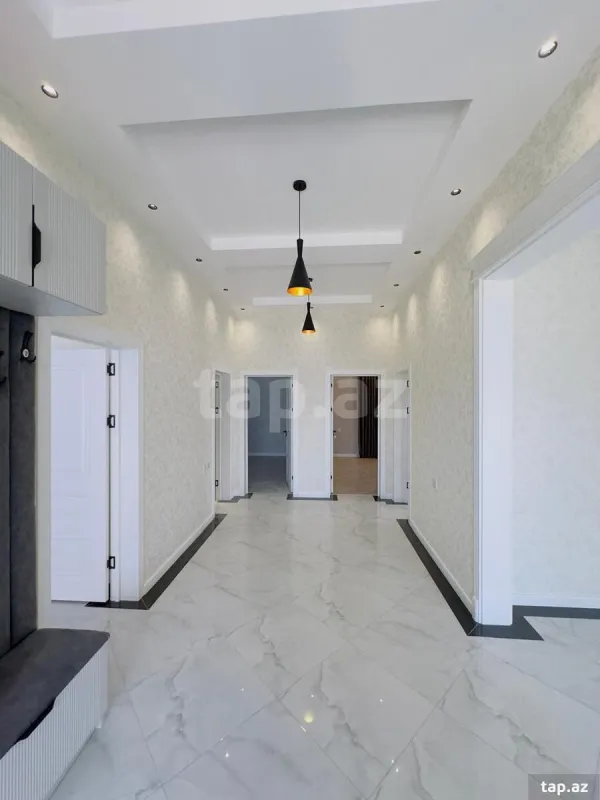 Satılır 4 otaqlı həyət evi