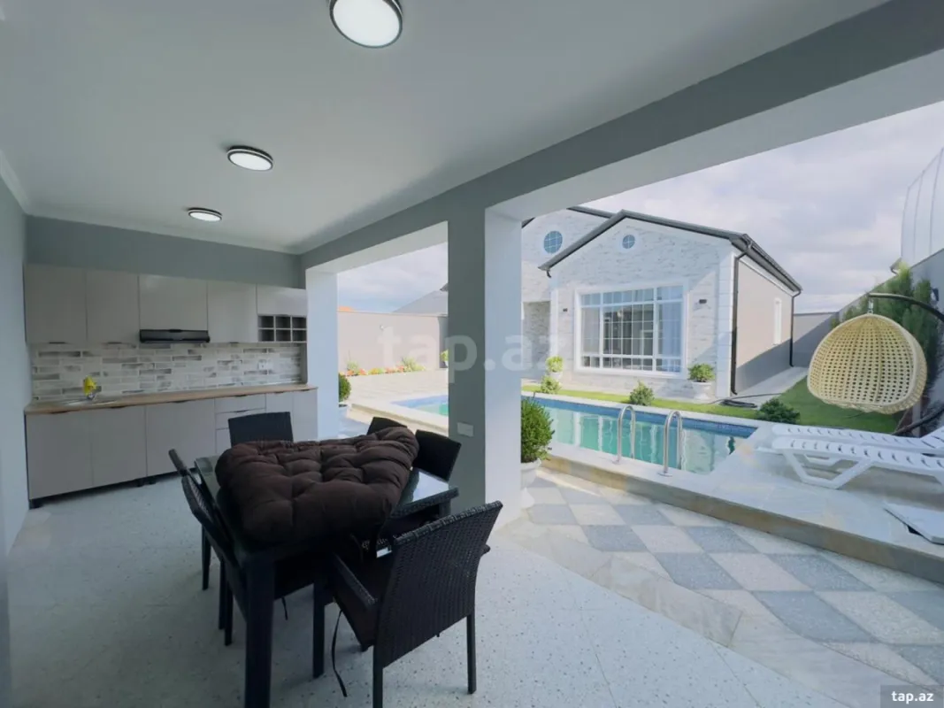 Satılır 4 otaqlı həyət evi