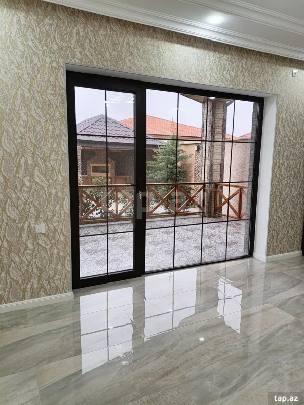 Satılır 4 otaqlı həyət evi 190 m²