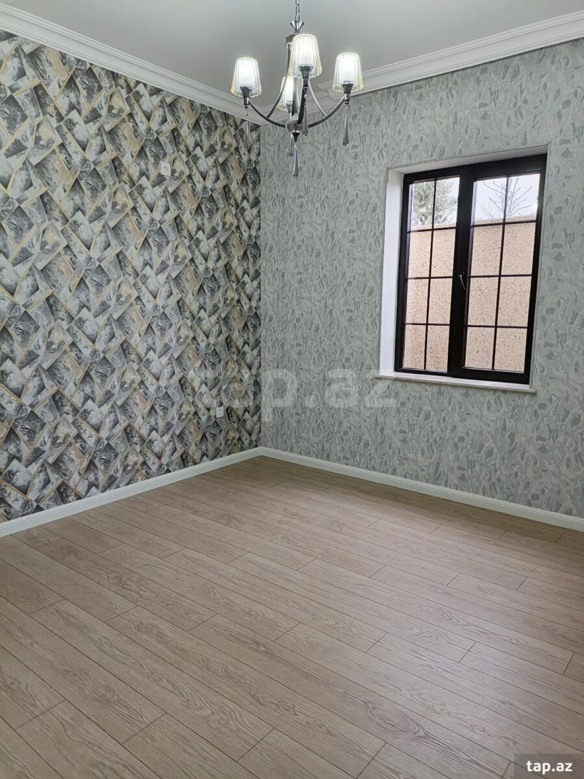 Satılır 4 otaqlı həyət evi 190 m²
