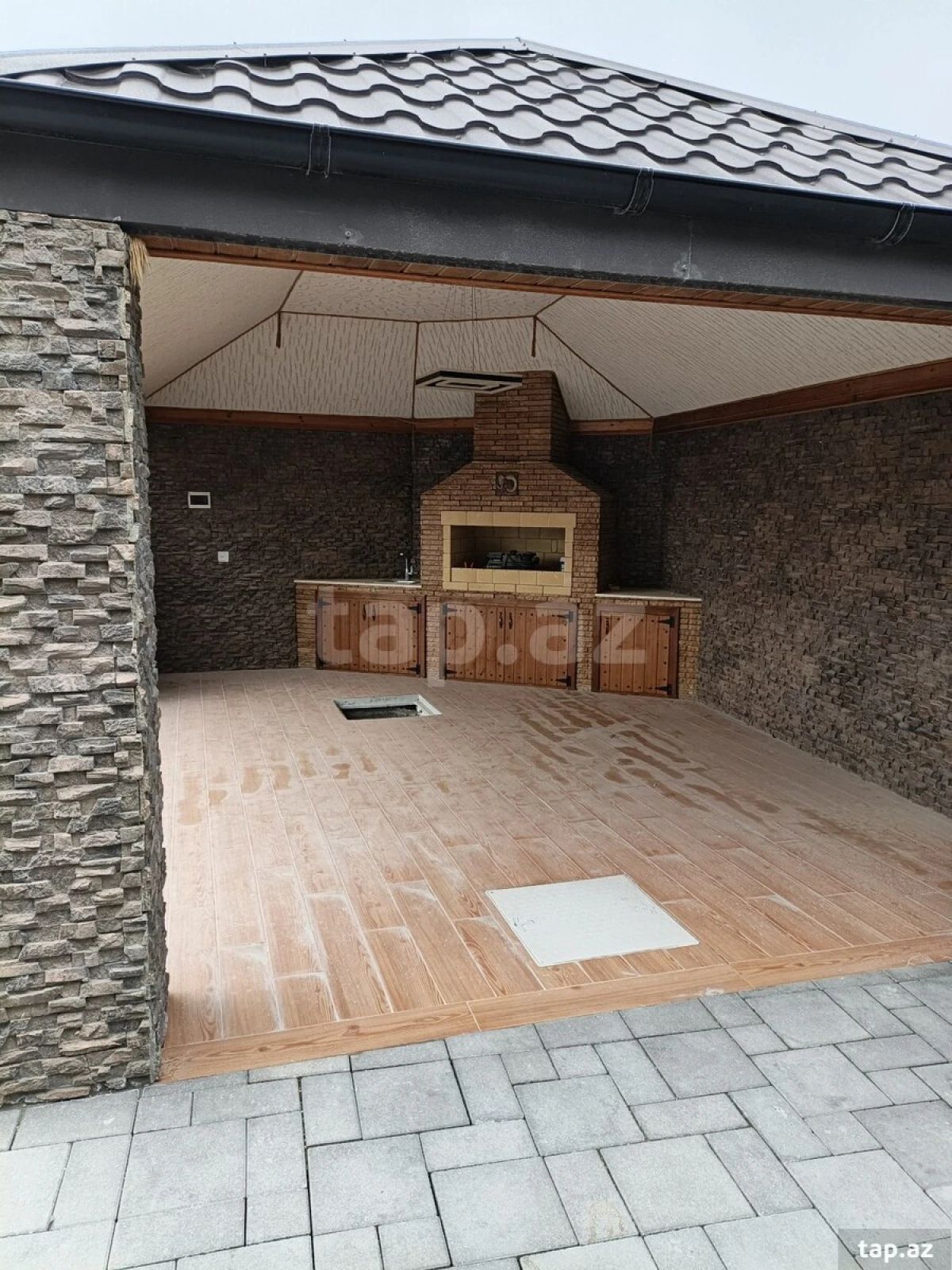 Satılır 4 otaqlı həyət evi 190 m²