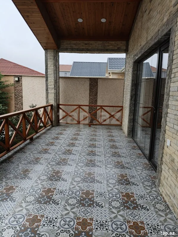 Satılır 4 otaqlı həyət evi 190 m²