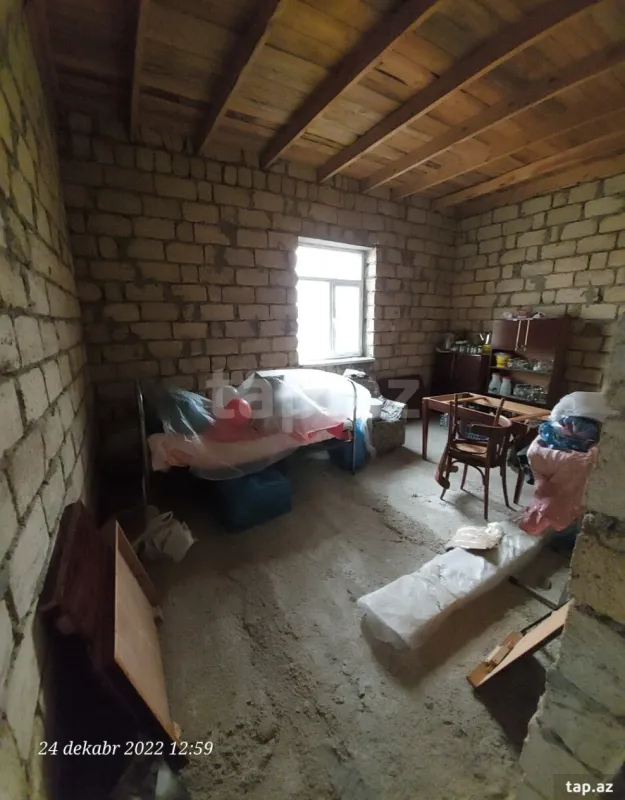 Satılır 6 otaqlı həyət evi
