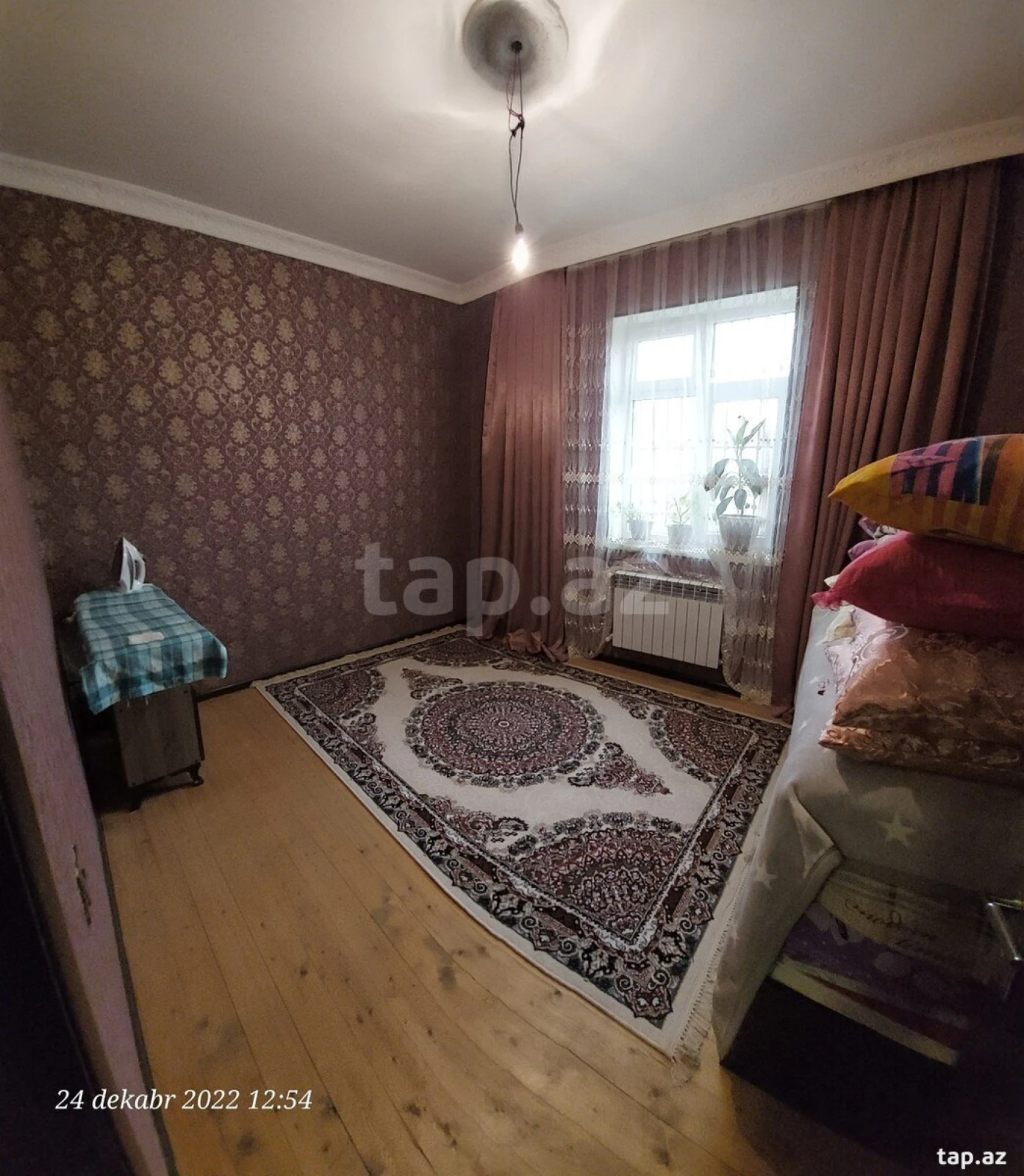 Satılır 6 otaqlı həyət evi